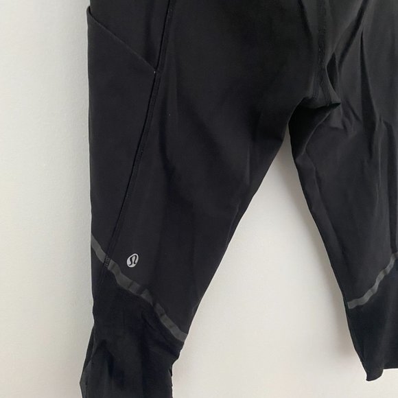 Lulu cropped running legging with pockets - Picture 7 of 7